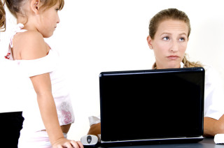 mother and daughter with laptop, stock photos, Lean In 